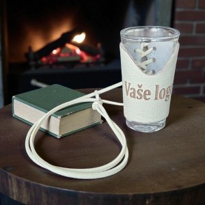 Panák s koženým obalem – Vaše logo (Přečtěte si popis – důležité pro objednávku!)