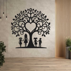 Rodinný strom ze dřeva na zeď - maminka, syn a dvě dcery
