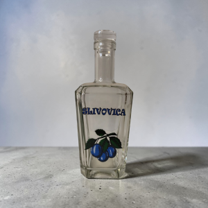 Skleněná láhev slivovice 0,7 L