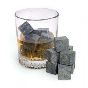Ledové kamenné kostky do whisky