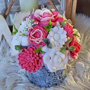 Mýdlová kytice v keramickém květináči - Cyclamen