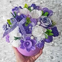 Originální mýdlová kytice - fialová, bílá
