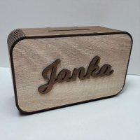 Dřevěná 3D pokladnička se jménem nebo nápisem