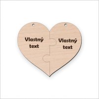Personalizovaný dřevěný přívěsek pro pár – puzzle srdce s vlastním textem