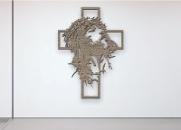 Dřevěný obraz na zeď - Ježíš na kříži pohled vzhůru