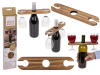 Dřevěný stojan na víno a sklenice